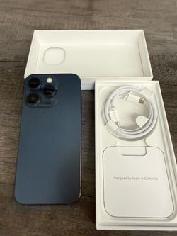 iPhone 15 pro max 256gb unlocked for any carriers ( Liberado)
