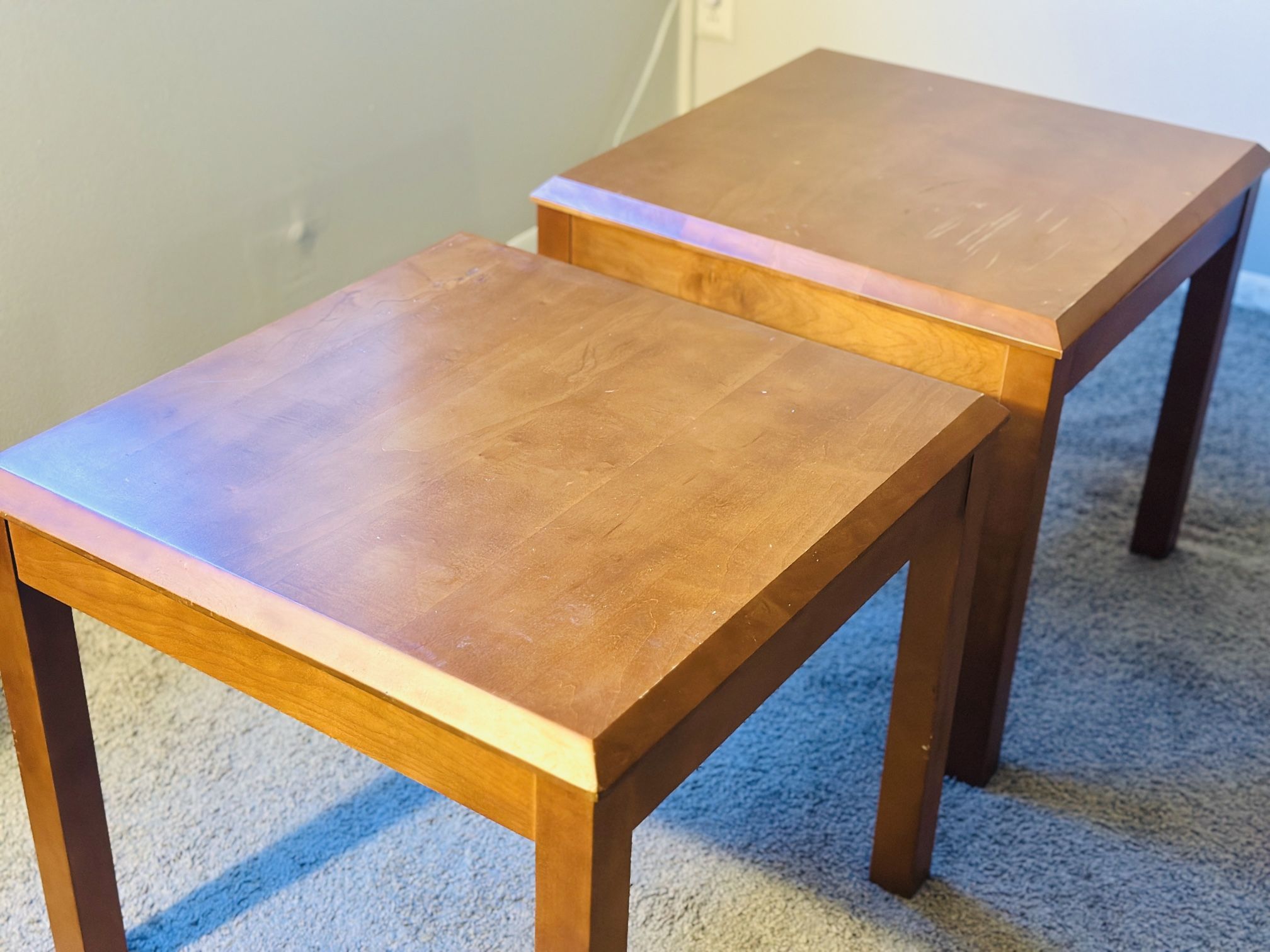 Solid Wood End Tables (Set of 2) β Sturdy & Stylish