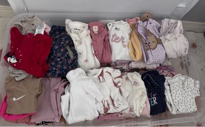 Baby clothes (0-3 months)