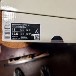 Jordan 4 Varsity Red 