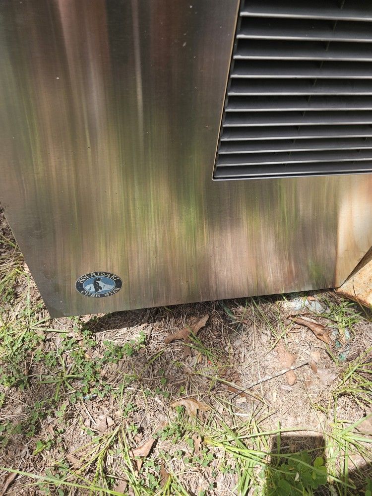 Hosasaku Ice Cube Machin 345.00