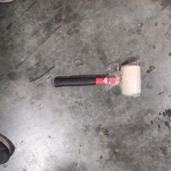32 Oz Rubber Mallet
