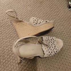 Marc Fisher Wedges