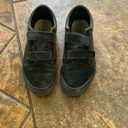 Black Vans 