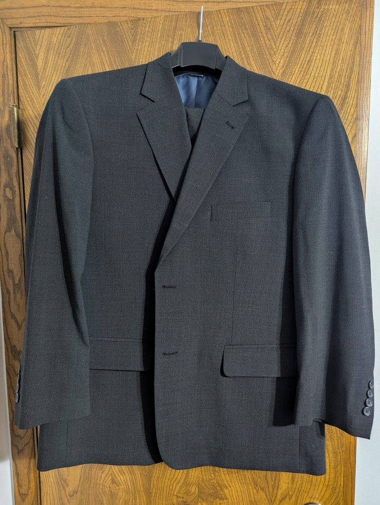 DXL men's Charcoal Suit