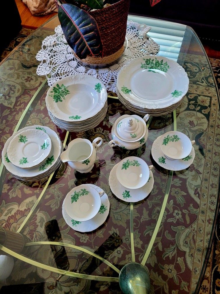 Vintage Eastern European China set 29 Pisces