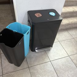 Home Zone 20 Gallons Trash Can Dual Bins 