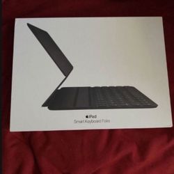 iPad Smart Keyboard Folio