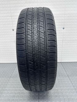 One used tire Goodyear 205/60/16 # 1270