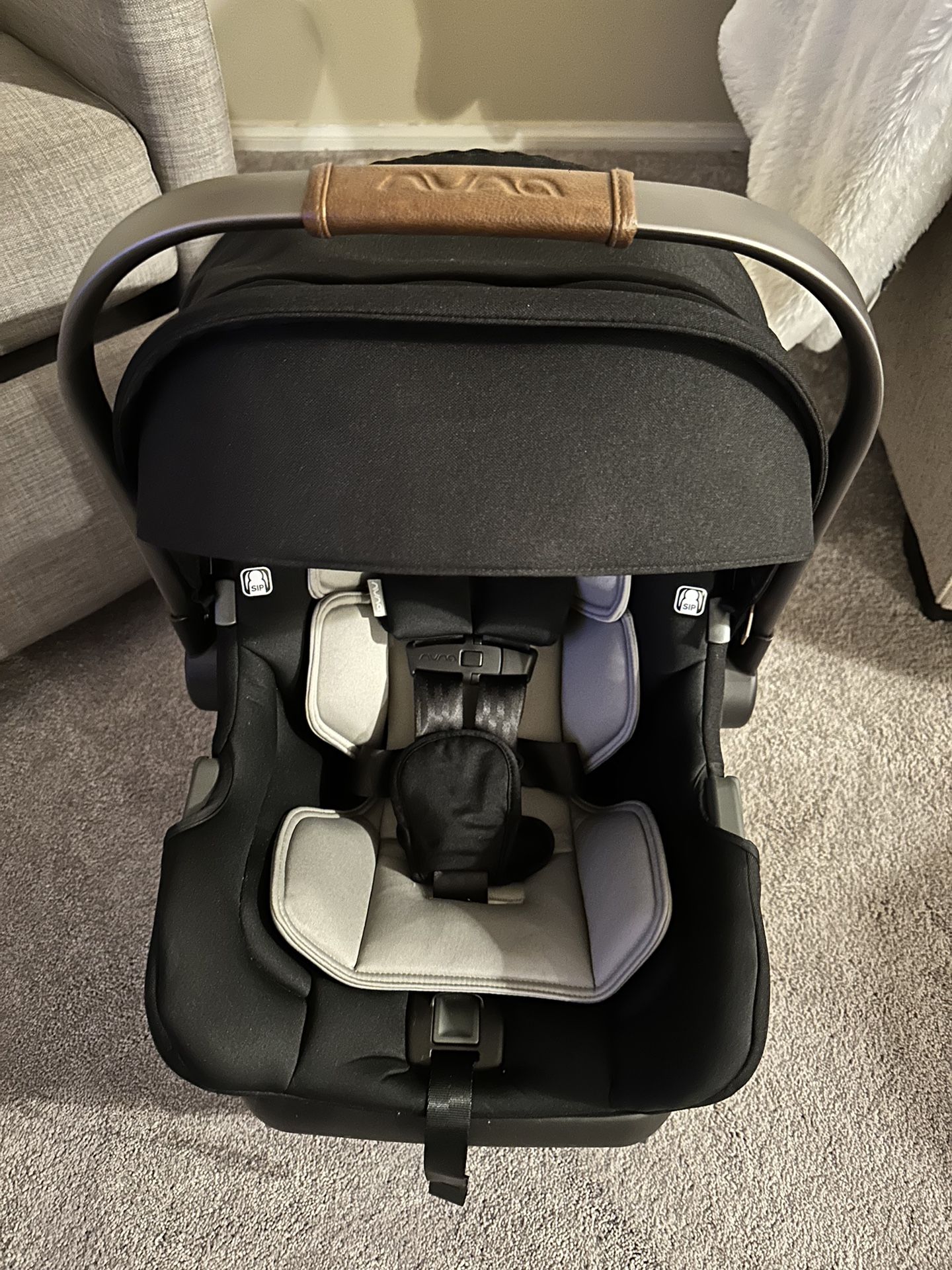AUSTLEN ENTOURAGE DOUBLE STROLLER BUNDLE INCLUDING NUNA CAR SEAT