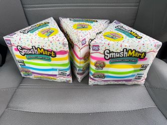 SmushMart Rainbow Layer Cake Squishies – 3 Available