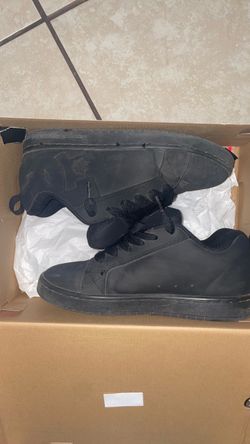 DC shoes all black size 9