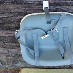 Hiccapop Booster Seat