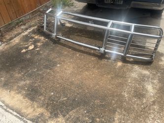 Hummer push bar