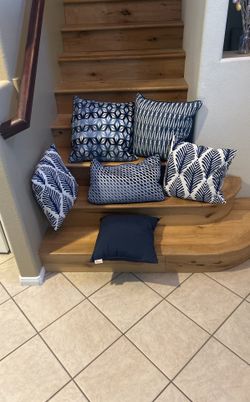 Six Decorative Throw Pillows - Casa Decor Beautiful Blue White Various Designs