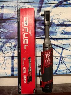 Milwaukee M12 fuel 3/8” Extended reach ratchet