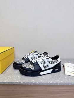 Fendi Men’s Sneaker With Box 2026 New