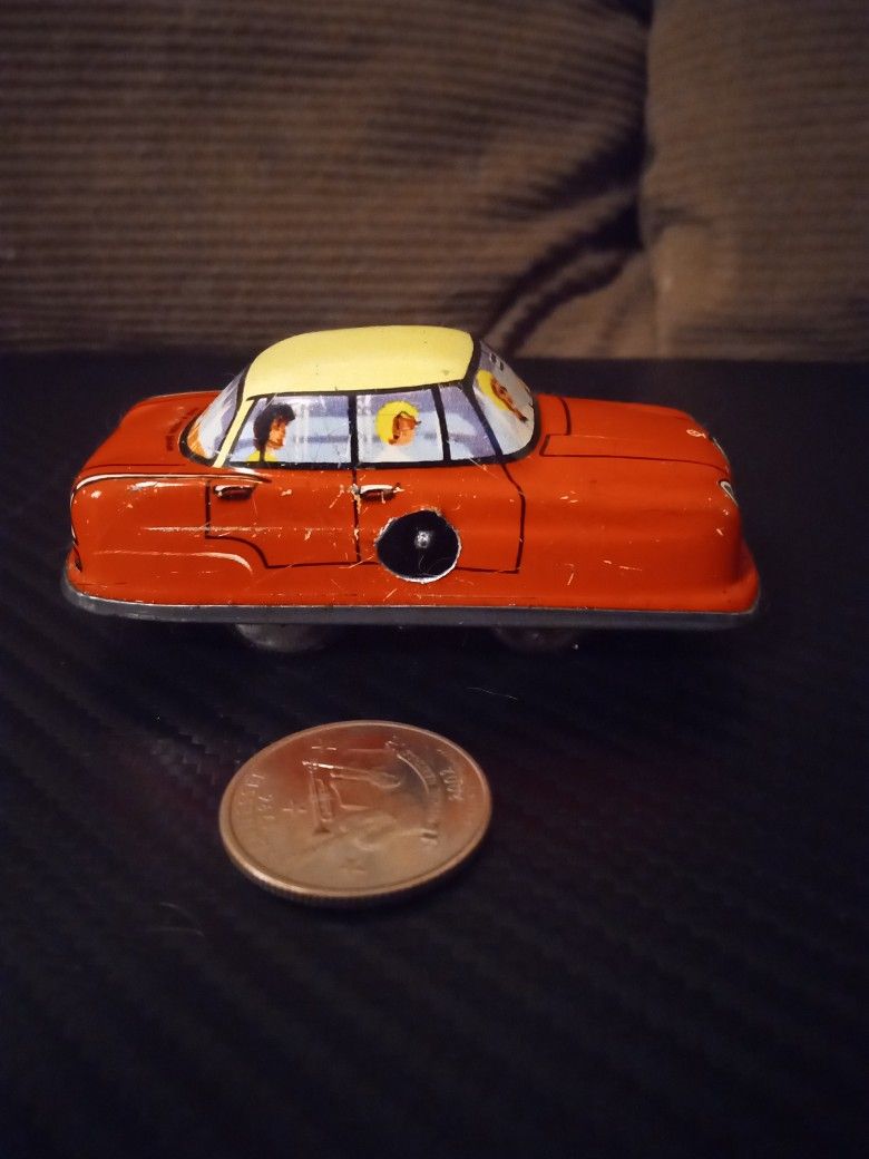 VTG 1960 W. Germany Technofix G-E Tin Litho Wind-up Mercedes IN WORKING CONDITION (MISSING KEY)