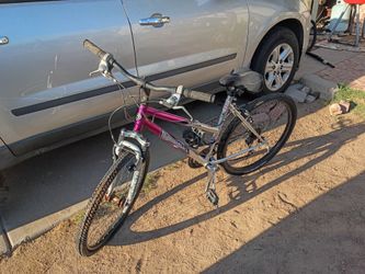 Diamondback Outlook Women’s Mountain Bike