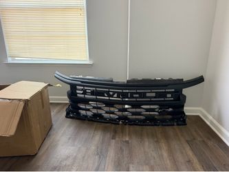 2022-2026 Silverado grill and headlights