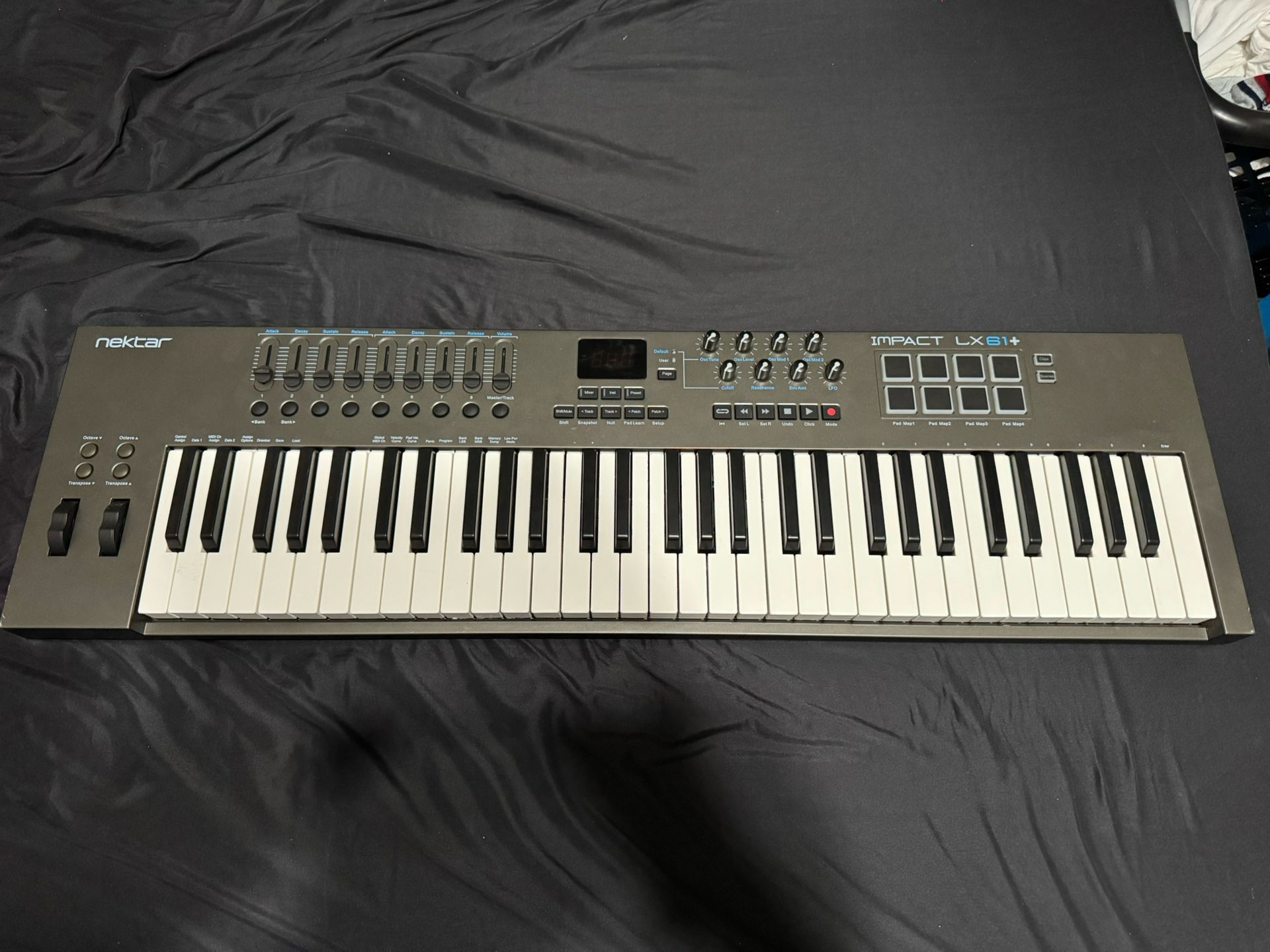 Nektar Impact LX61+ Keyboard Controller