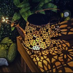 LED Solar Watering Outdoor Art Lamp Decor 