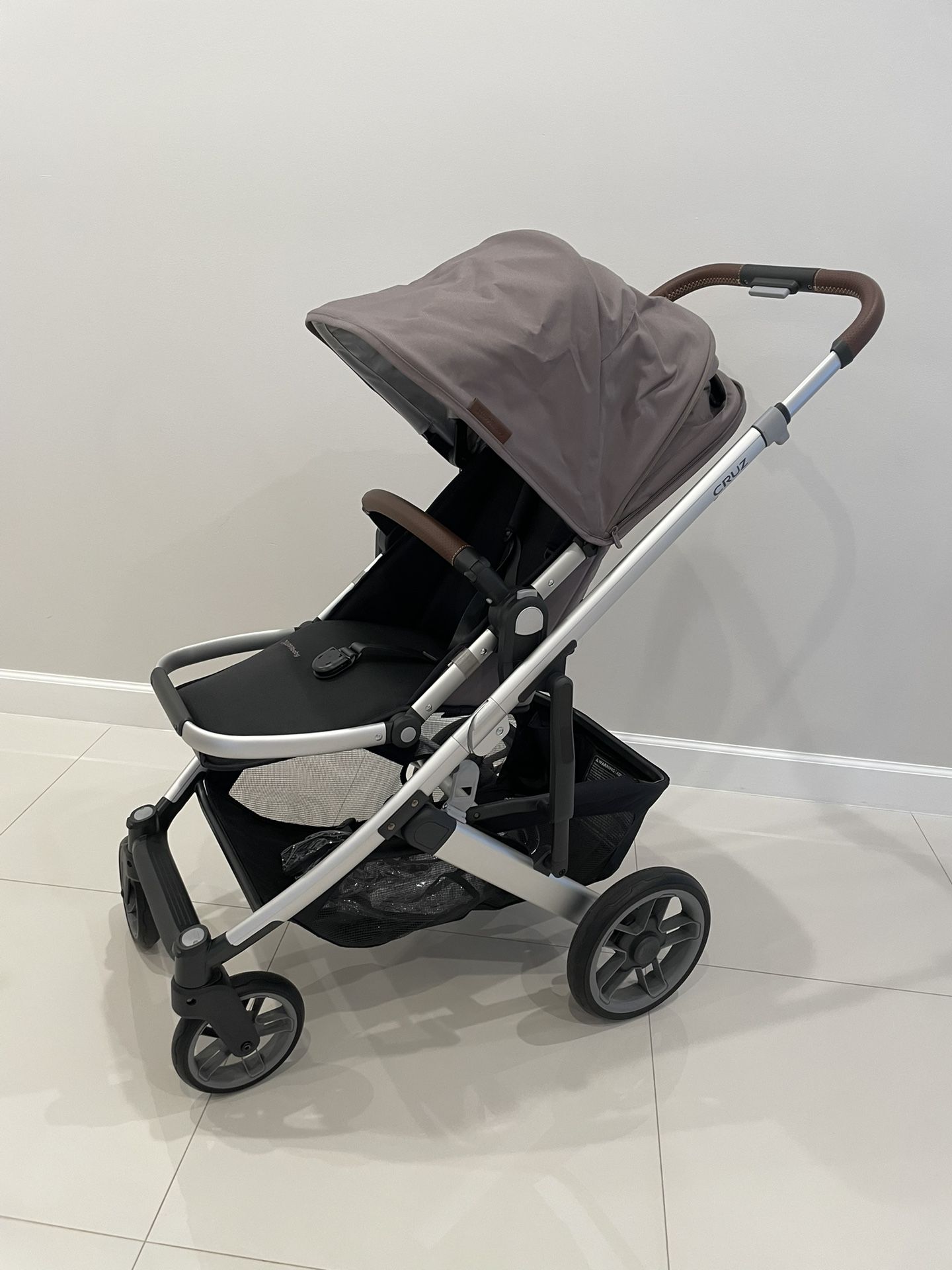 Uppababy Cruz V2 - Theo Color 