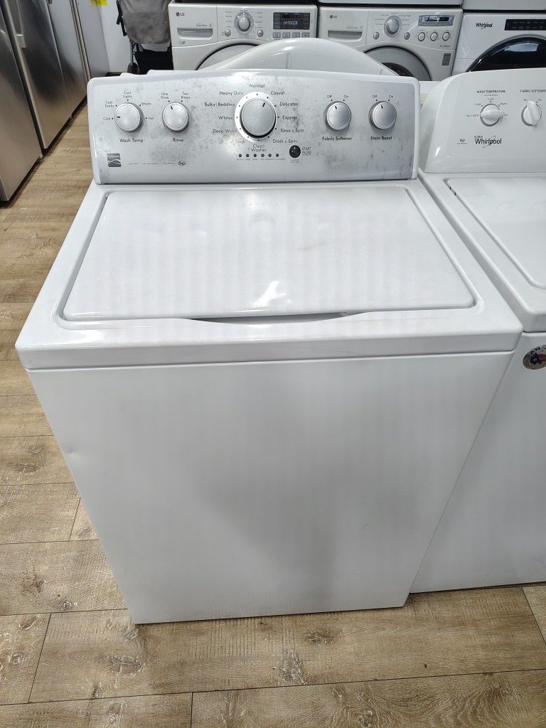 Kenmore Digital top Super Capacity Auto Sensing Washer In Excellent working Condition Like New