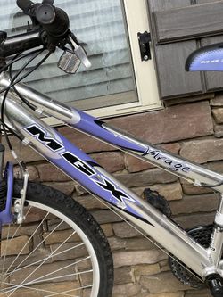 Mongoose MGX Virage Women s Bike for Sale in Suwanee GA OfferUp