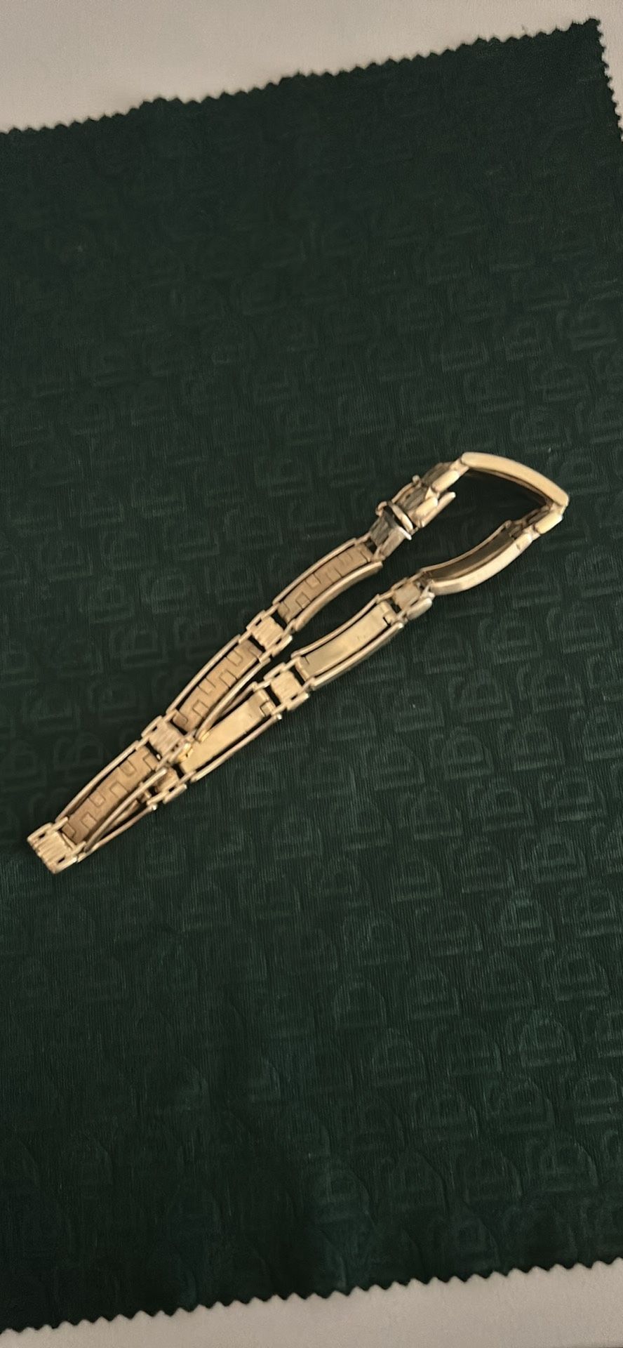 10k Bracelet 22.1g