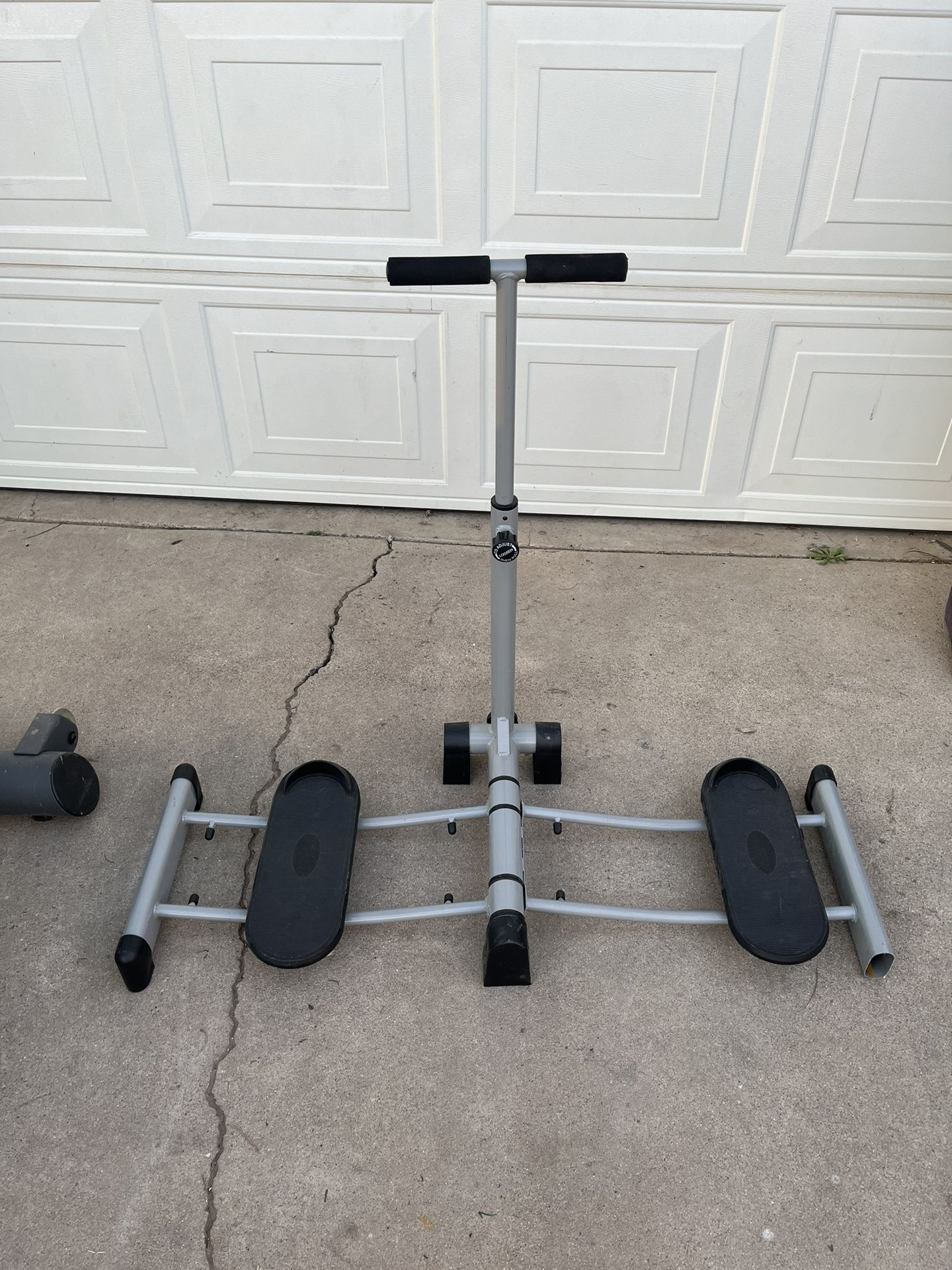 Leg Exerciser Fitness Workout Thigh Glider Machine Trainer