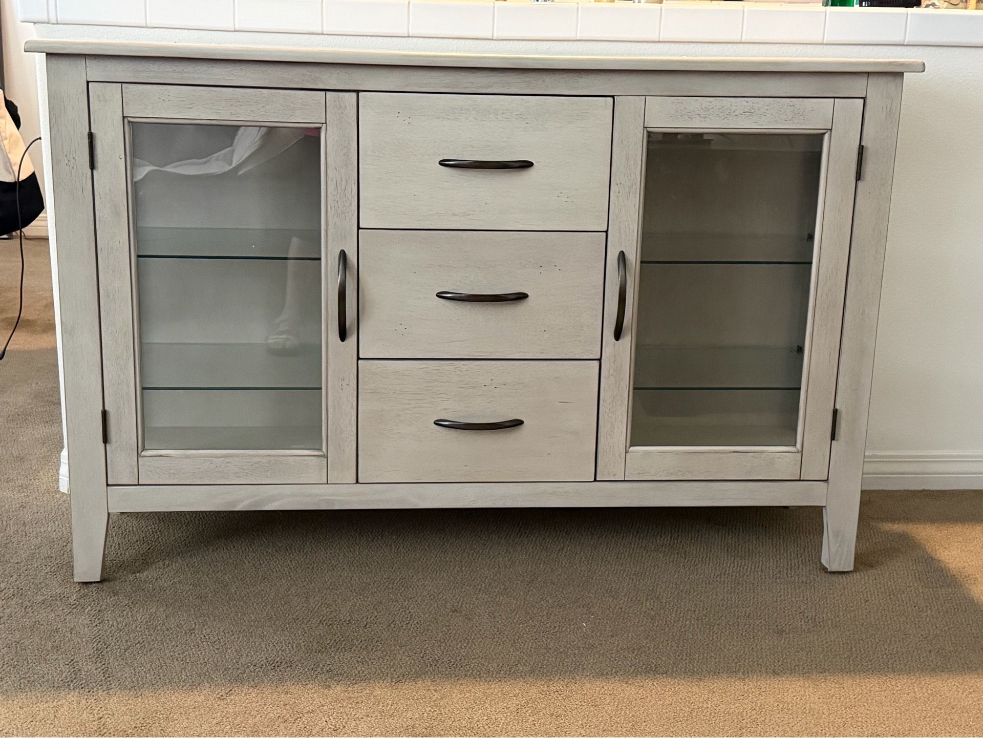 Hutch/cabinet