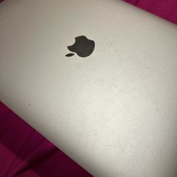 MacBook Air 13.3”