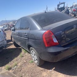2010 Hyundai Accent For Parts 