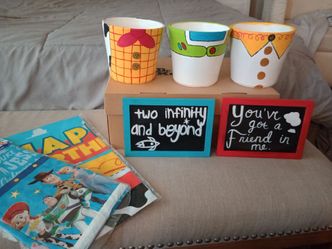 Toy Story birthday decorations 3 pots 2 painted frames 2 plastic tablecloths