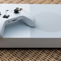 Xbox One S Game System