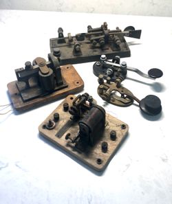 5 Vintage Telegraph Keys
