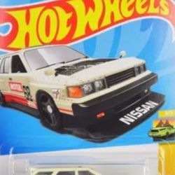 Hot Wheels Collectible Nissan Maxima 