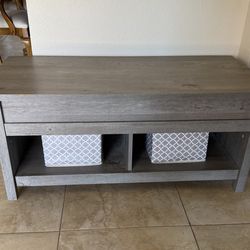 Adjustable height coffee table