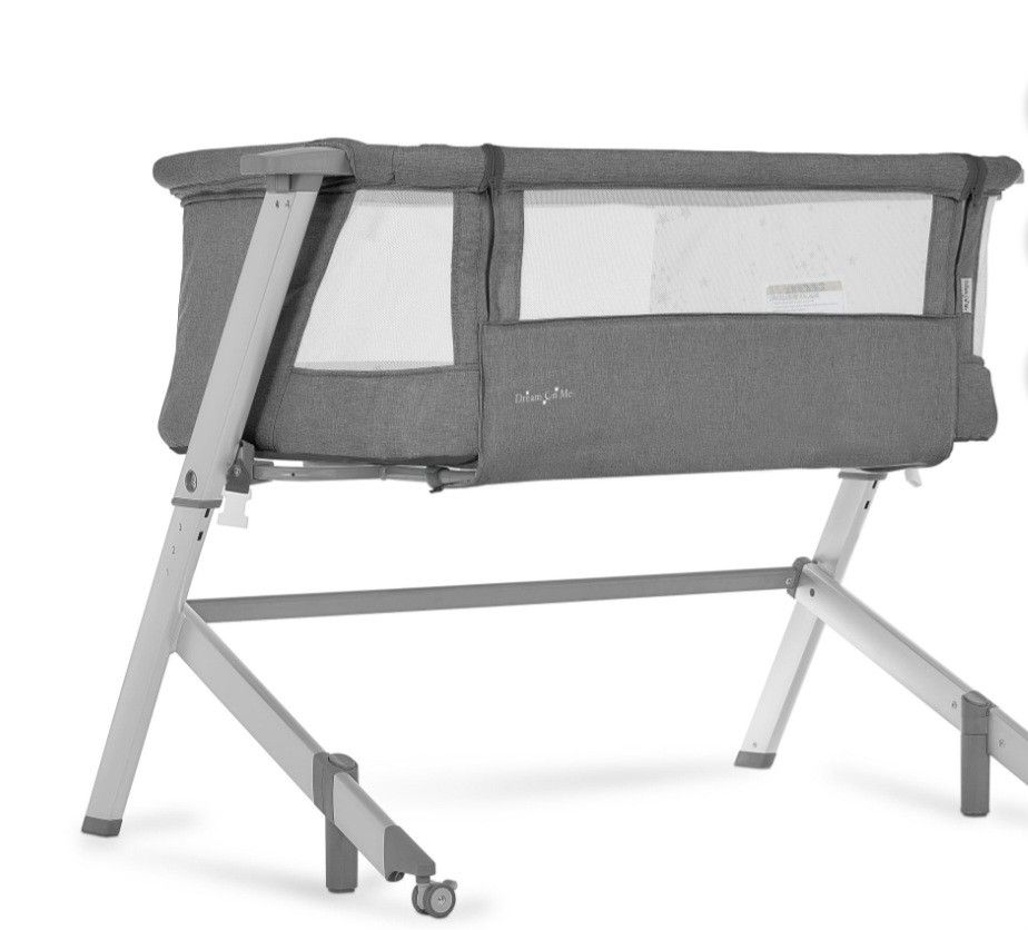 Dream On Me Bassinet