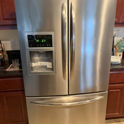 Frigidaire Gallery French Door Refrigerator 27 Cu.ft Fridge
