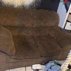BROWN COUCH PERFECT FOR ROOM / LIVING ROOM 