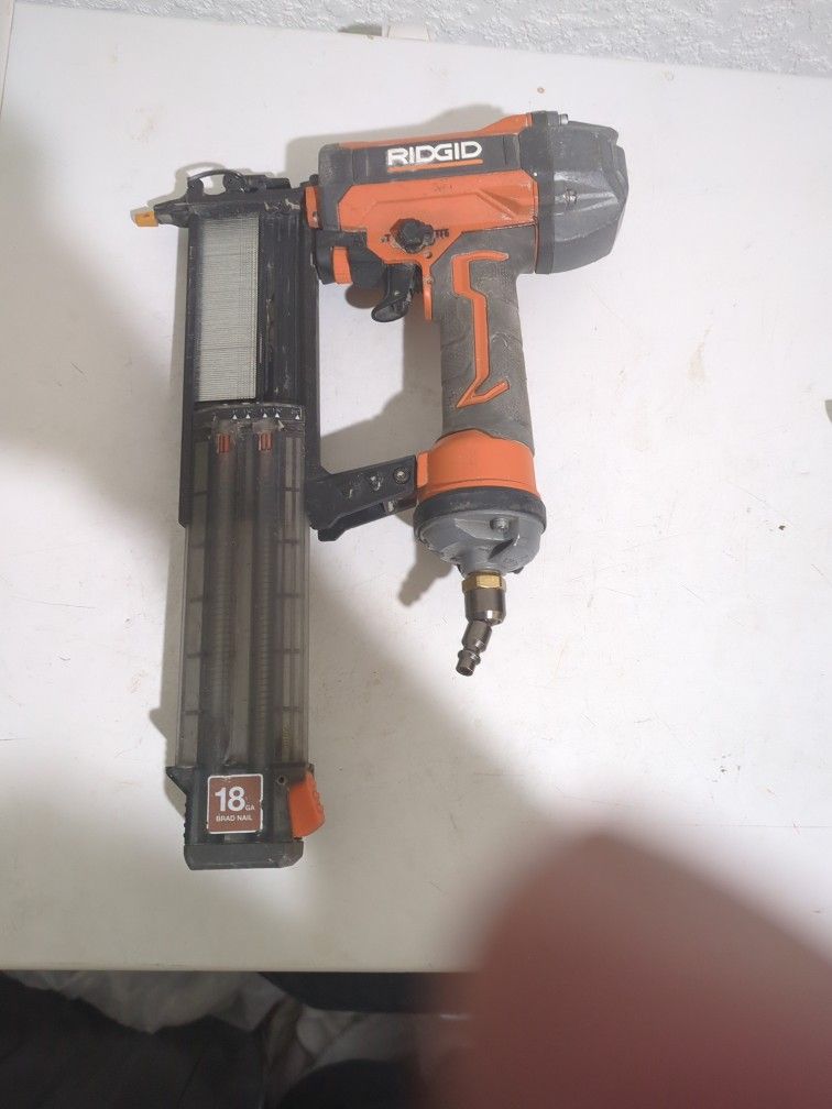 Ridgid 18 Gauge Finish Nailer
