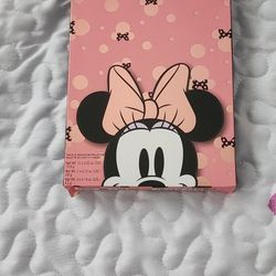 Minnie Mouse Face And Shadow Palette