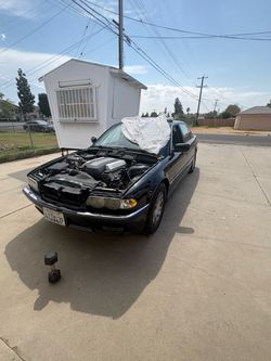 2001 BMW 740iL