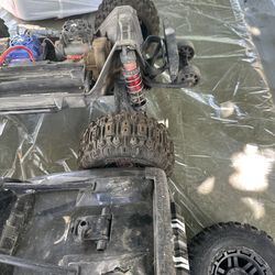 Traxxas maxx v2
