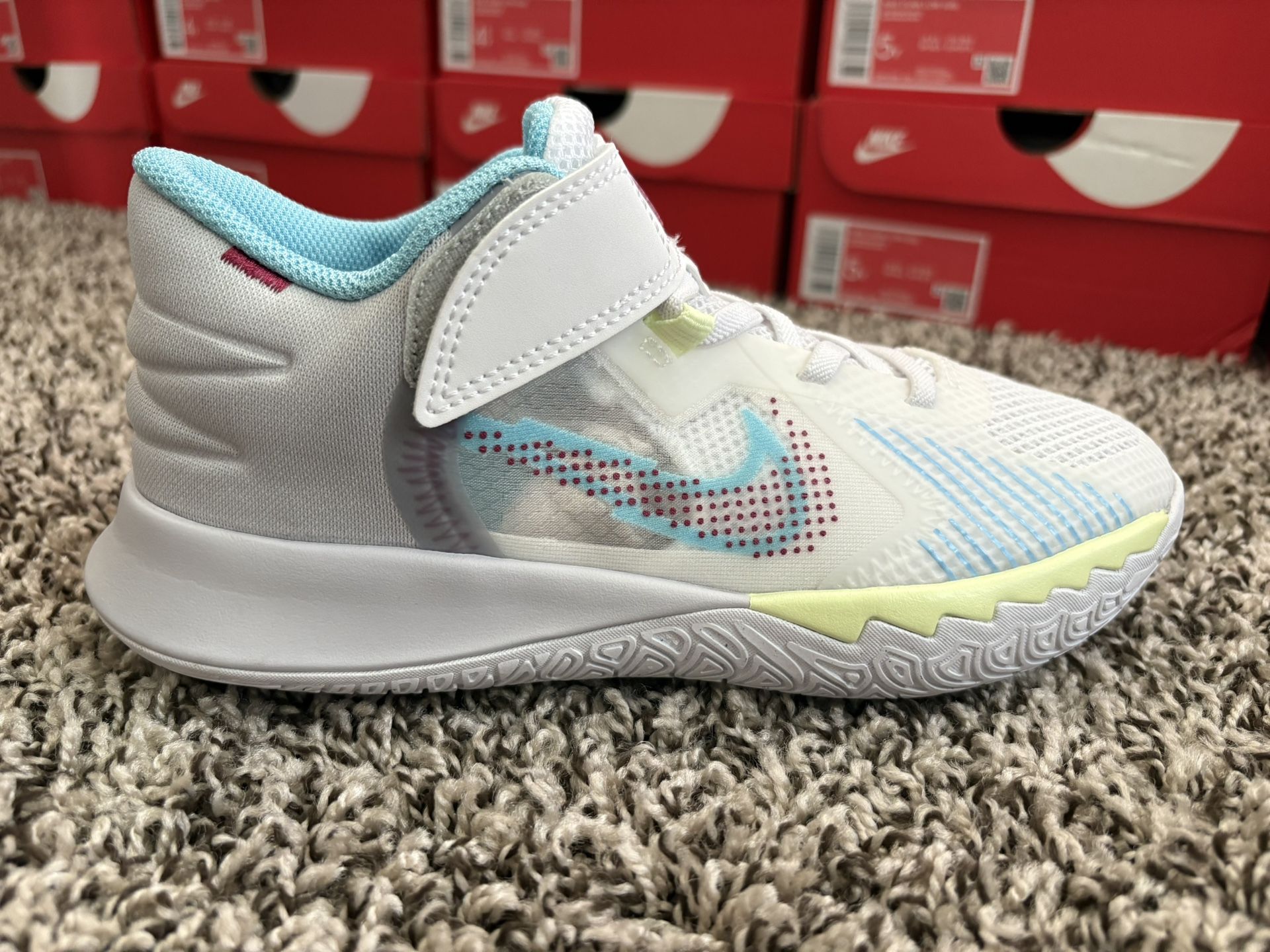 Nike Kyries