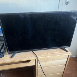 Insignia 32” TV + Apple TV 