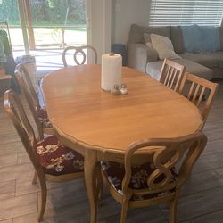 Vintage Wood Table & 4 Chairs