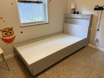 Twin Bed with Drawers